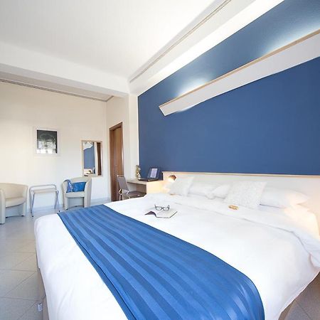 Hotel Villa Igea Diano Marina Exterior photo